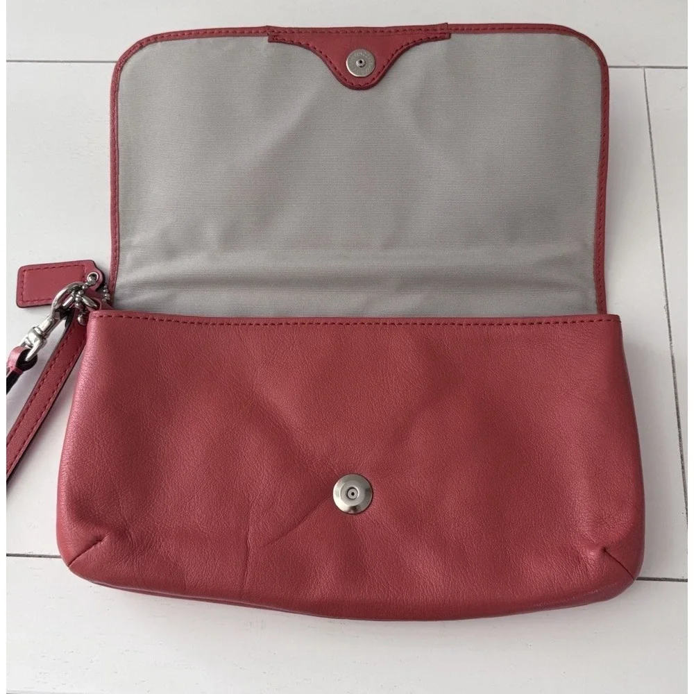 Coach Ashley Leather Large Pleated Flap Wristlet Wallet Bag Geranium